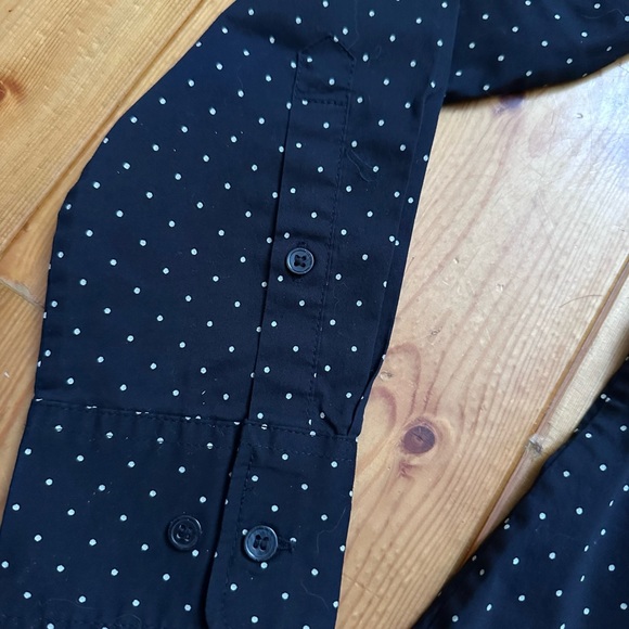 H&M Long Sleeves - Picture 4 of 6